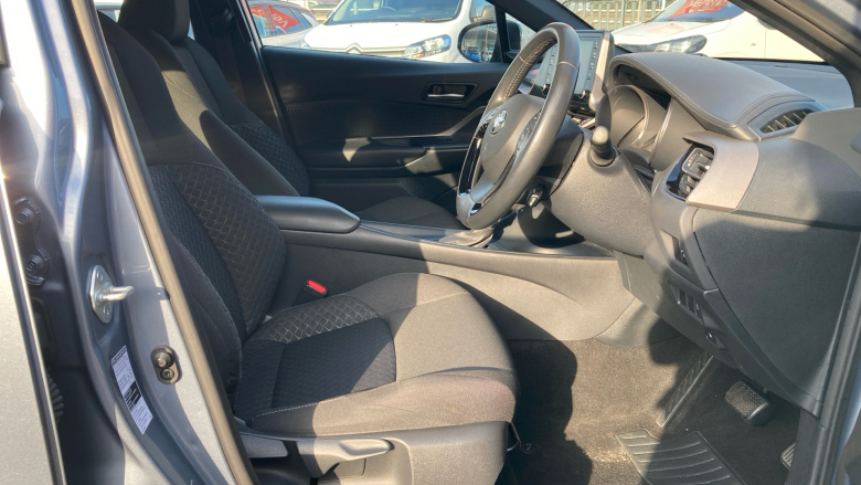 Toyota C-HR 1.8 Hybrid Icon 5dr CVT Hybrid Hatchback